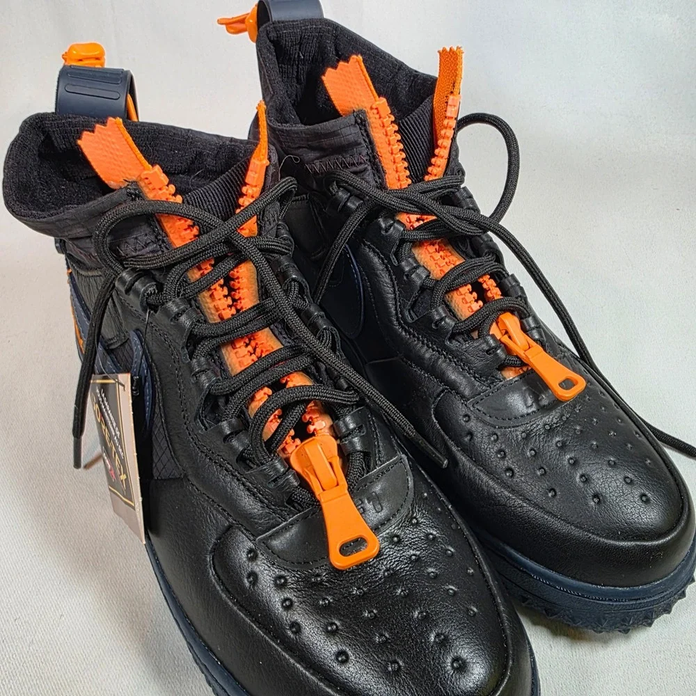 Nike conquer elements